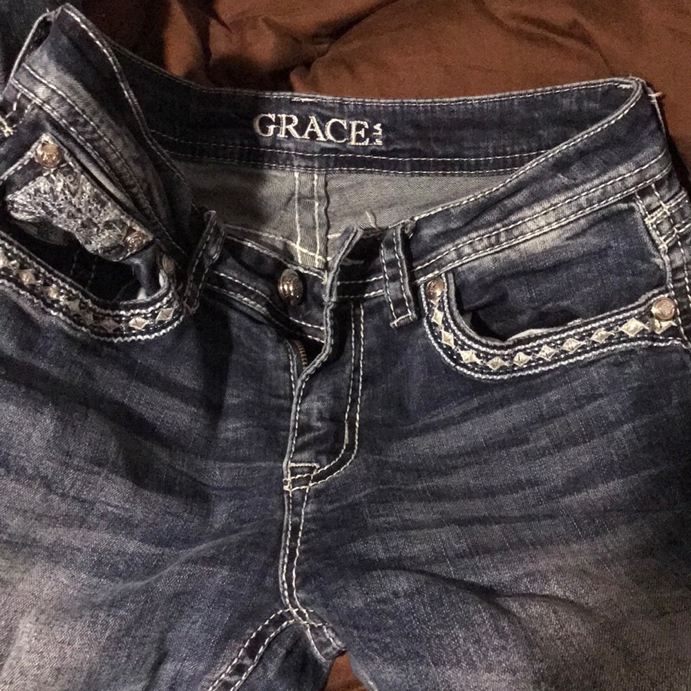 Clothes - Picture 3 of 8